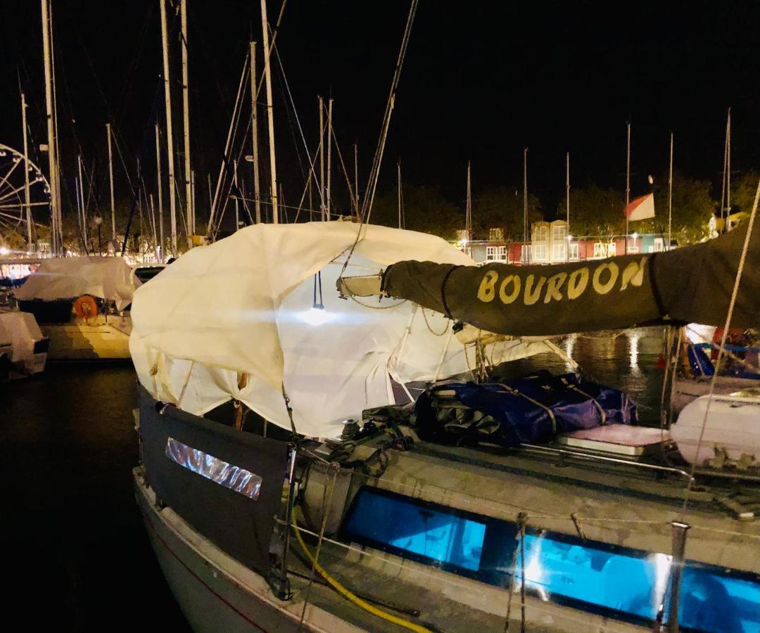 Nuit Insolite Sur Un Voilier Au Coeur De La Rochelle La Rochelle  Exterior foto